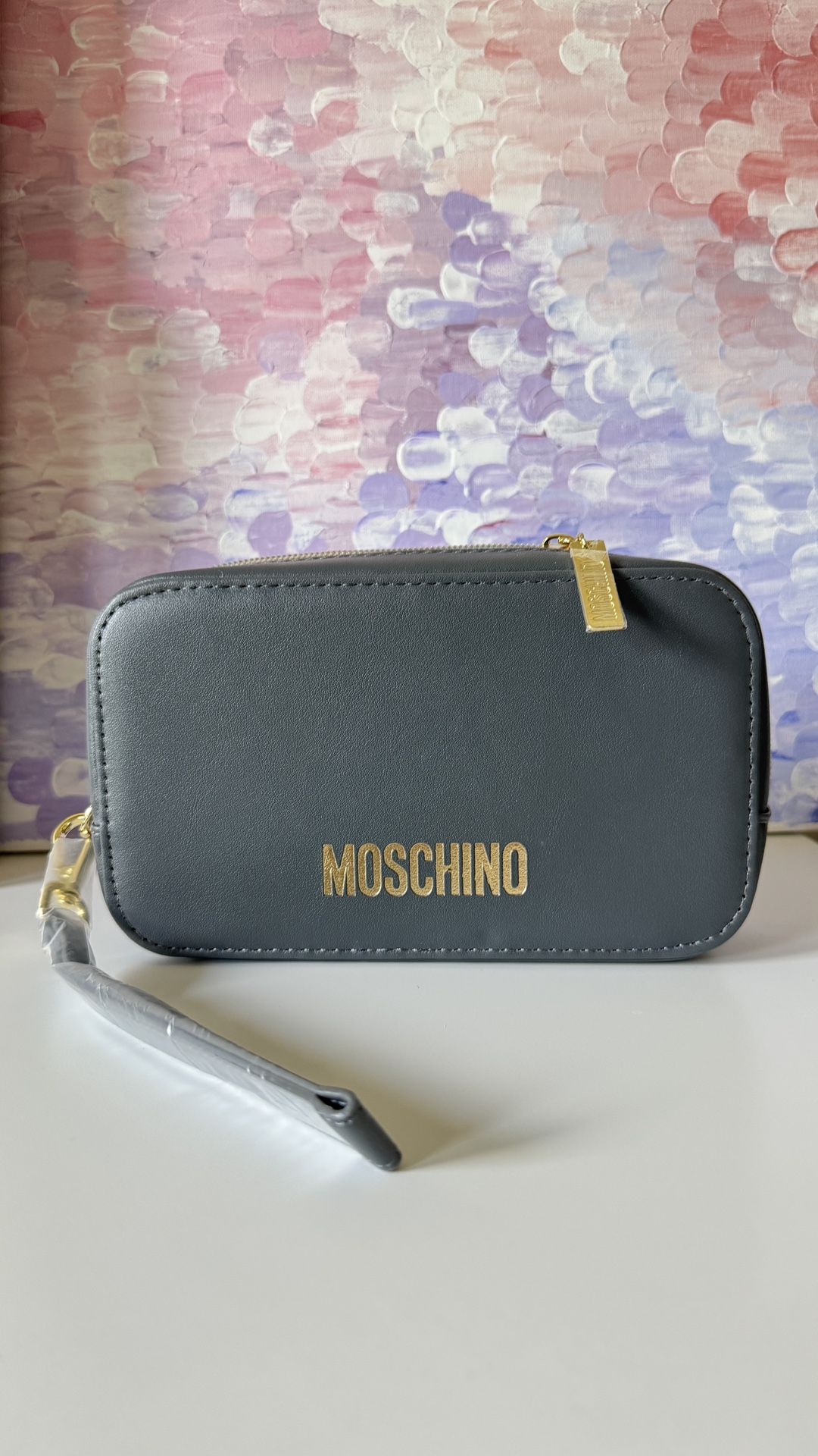 👜 Brand New Moschino Vegan Leather Pouch – Airline Business ClassExclusive