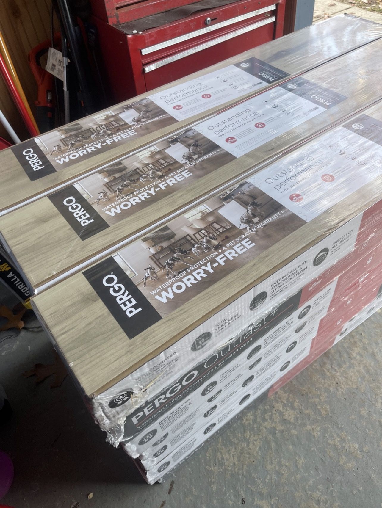 Pergo Buff Weathered Maple Click Lock WaterProof Laminate Flooring HABLAS ESPANOL 96 boxes