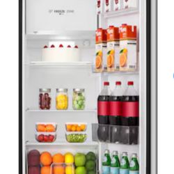 Hisense 5.9-cu ft Mini Fridge with Freezer ( Silver )