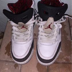 Retro Jordan Spike Size 5.5