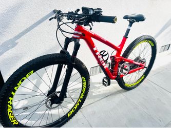 Trek carbon mountain bike