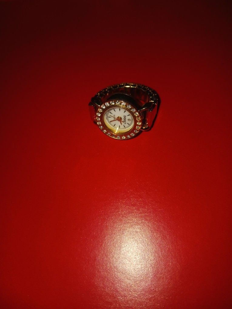 A Ringwatch I Got It Brand New 30 Years Ago I Never Wore It