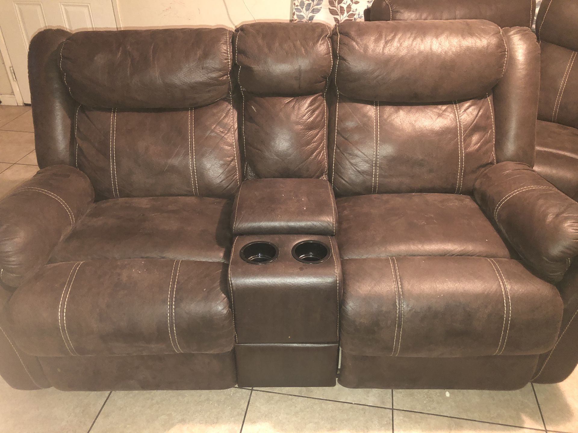set of 3 sectional couches for Sale in Las Vegas, NV OfferUp