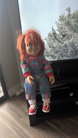 Chucky doll