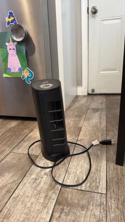 Small personal fan