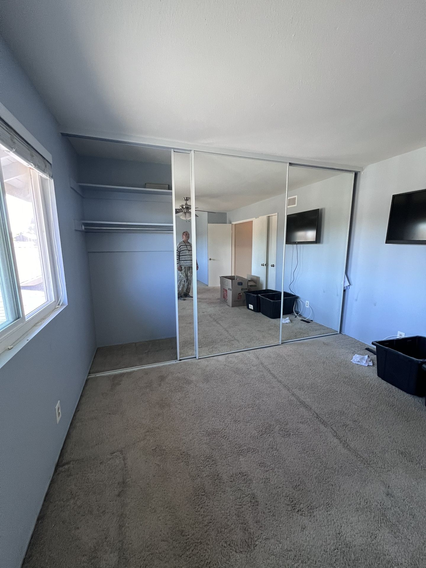 Mirrored Sliding Closet Doors