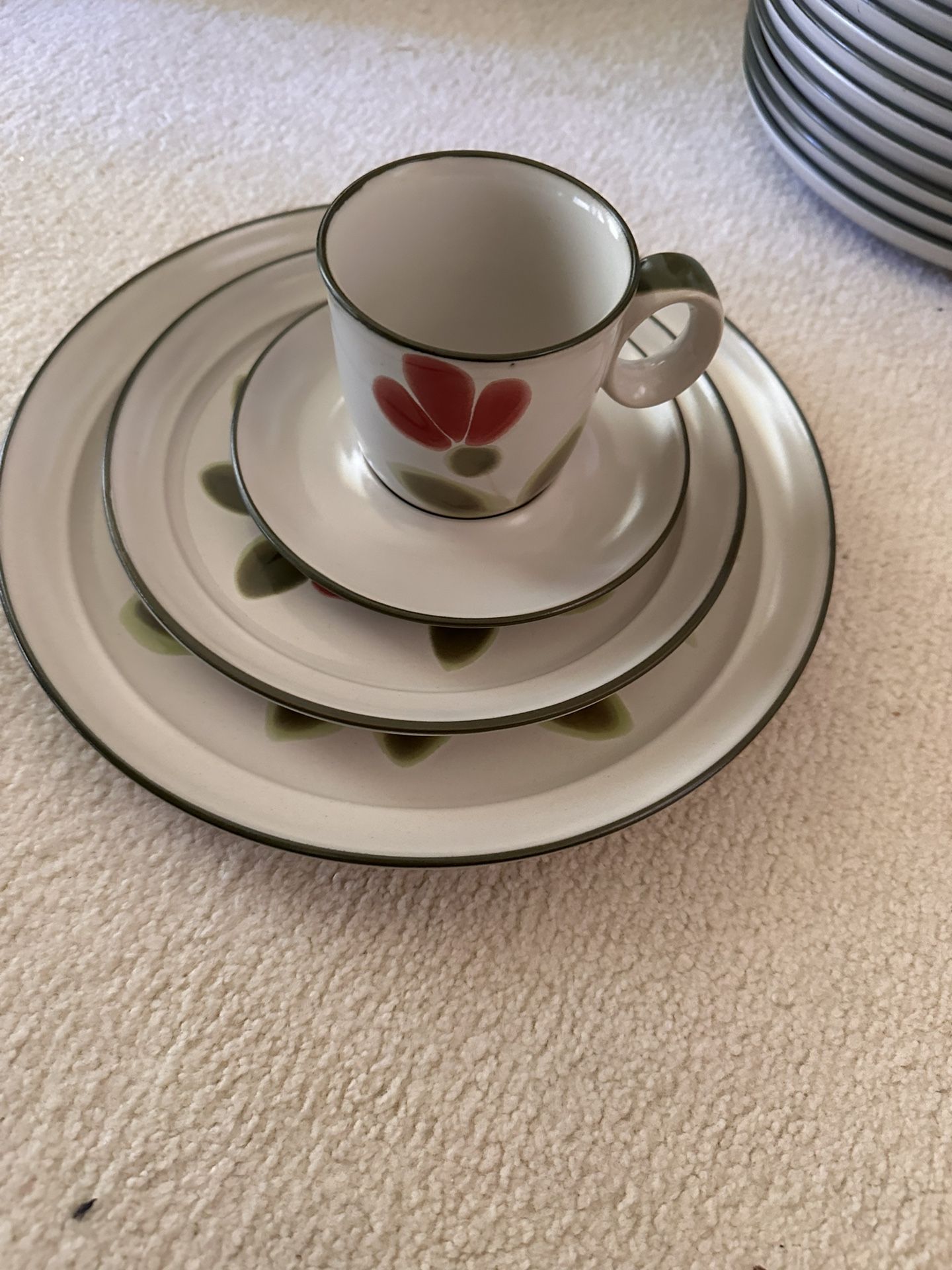54 Piece China Set