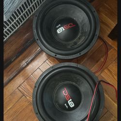 Entire music system for a car
