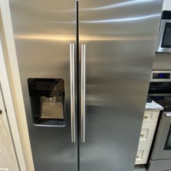 Samsung Refrigerator 