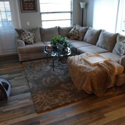 Amazingly COZY Great Condition Sectional From Rooms To GO