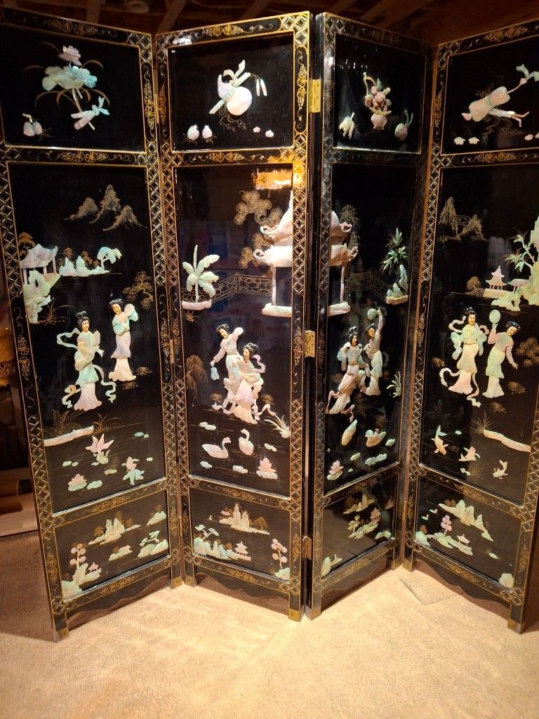Asian Themed Room Divider. Vintage High Quality