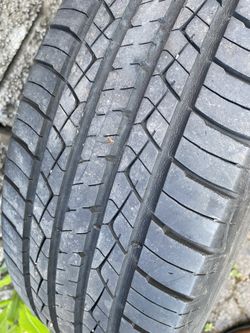 Tire Size 225/60R17 , 215/60R16 ,  185/65R15