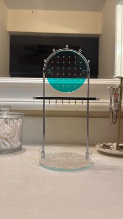 Jewelry holder