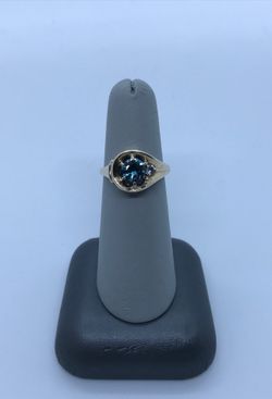 Genuine 10Kt Ring blue stone clear stone Estate Jewelry