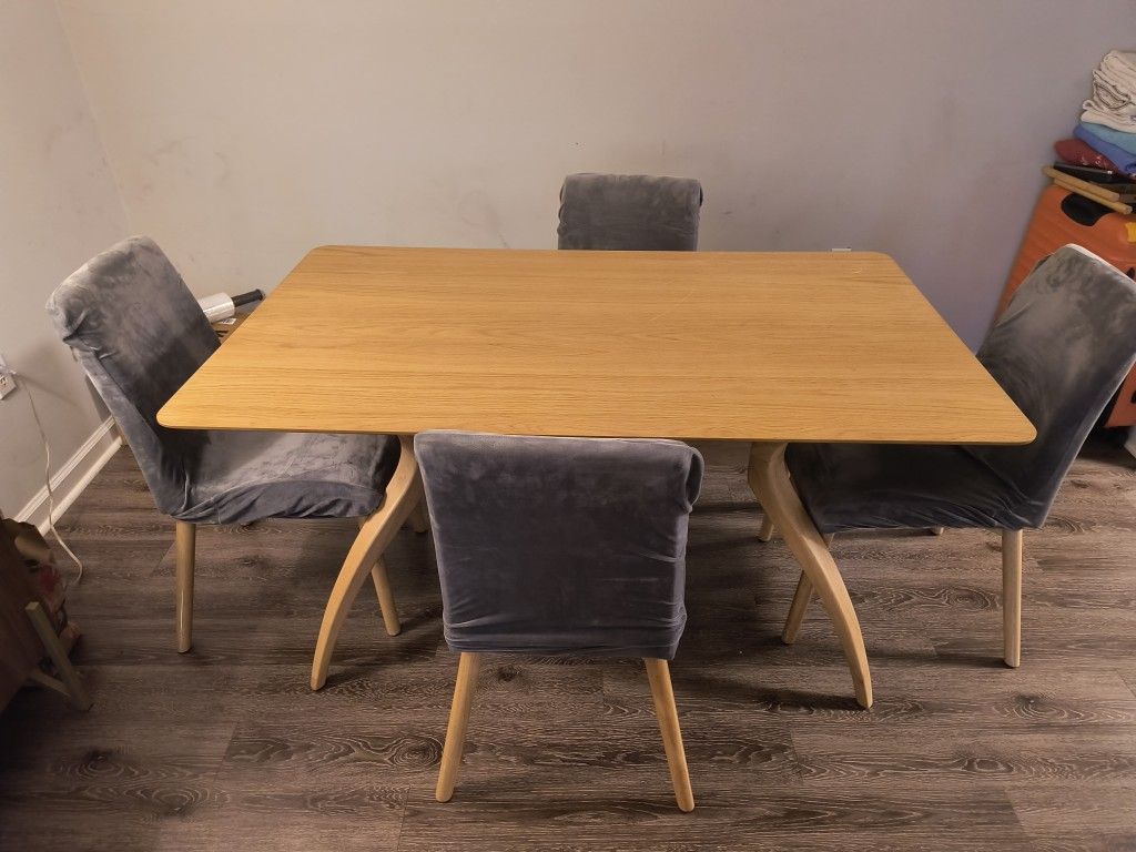 Dining Table With FREE Cabinet