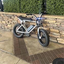 Macfox X1 Firm In Price