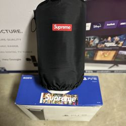 Supreme The North Face Sleeping Bag