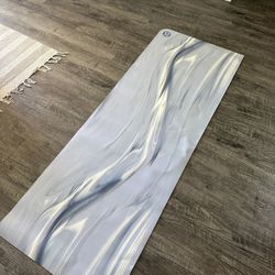 Lululemon Yoga Mat 