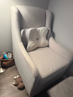 Nursery chair crate and barrel