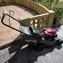 HONDA EASYSTART HRN 216 CGV 170 SELF-PROPELLED MOWER $280