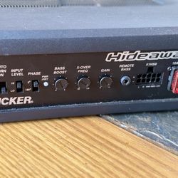 Kicker 8” hideaway Powered Subwoofer