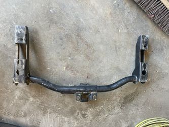 Receiving Hitch 99-06 2500hd