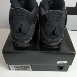 BLACK CAT 4s