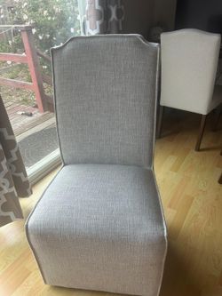 Accent chair side chair