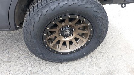 4 new wheels & tires icon 6lugs 17inch $1200