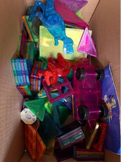 Magnetic tile bundle - moving sale!
