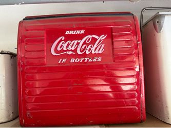 Vintage Coke ice chest