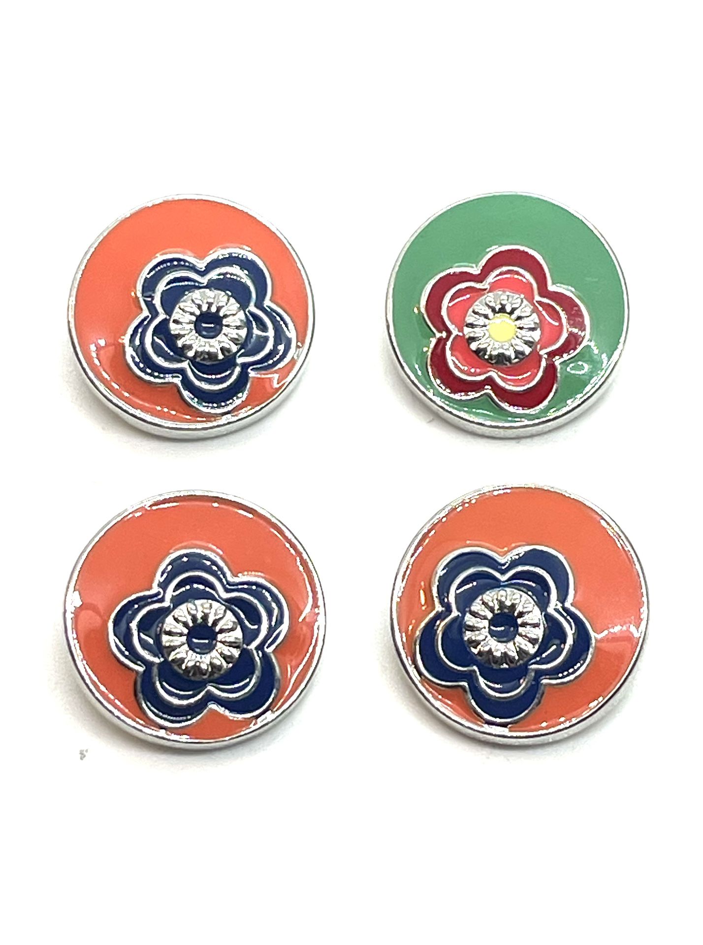 CHOICE of 1 Set Of 4 Decorative Snaps!!