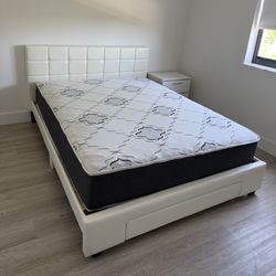 Brand New Queen Bed with Mattress / Cama Queen con COLCHON y 