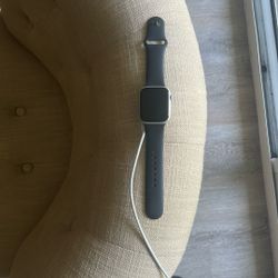 Apple Watch Series 8