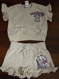 Disney 2T Marie Short Set ruffles