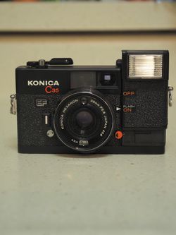 Konica C35 EF - As-is