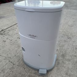 Diaper/Trash Bin