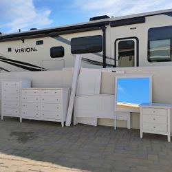 Twin Size Bedset