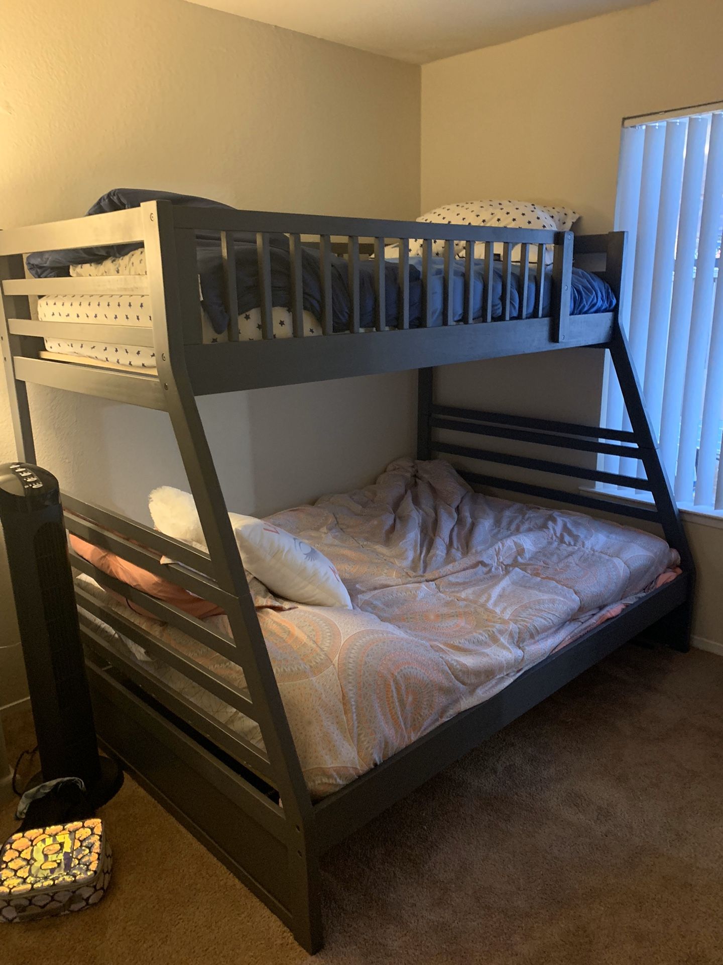 Twin over Full bunk bed