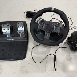 Logitech G920 Steering Wheel w/Pedals And Shifter, PC or Xbox
