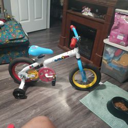 Huffy Kids Bicycle W/ Training Wheels