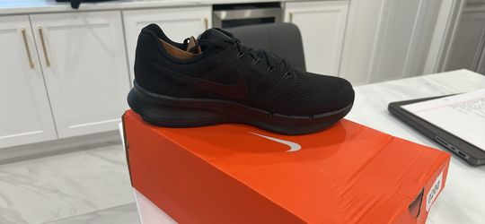 Nike run swift 3