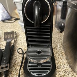 Nespresso Inissia Espresso Machine by DeLonghi - Black