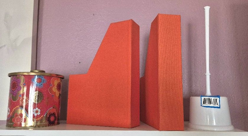 Differents Articles  $ 1 Each 