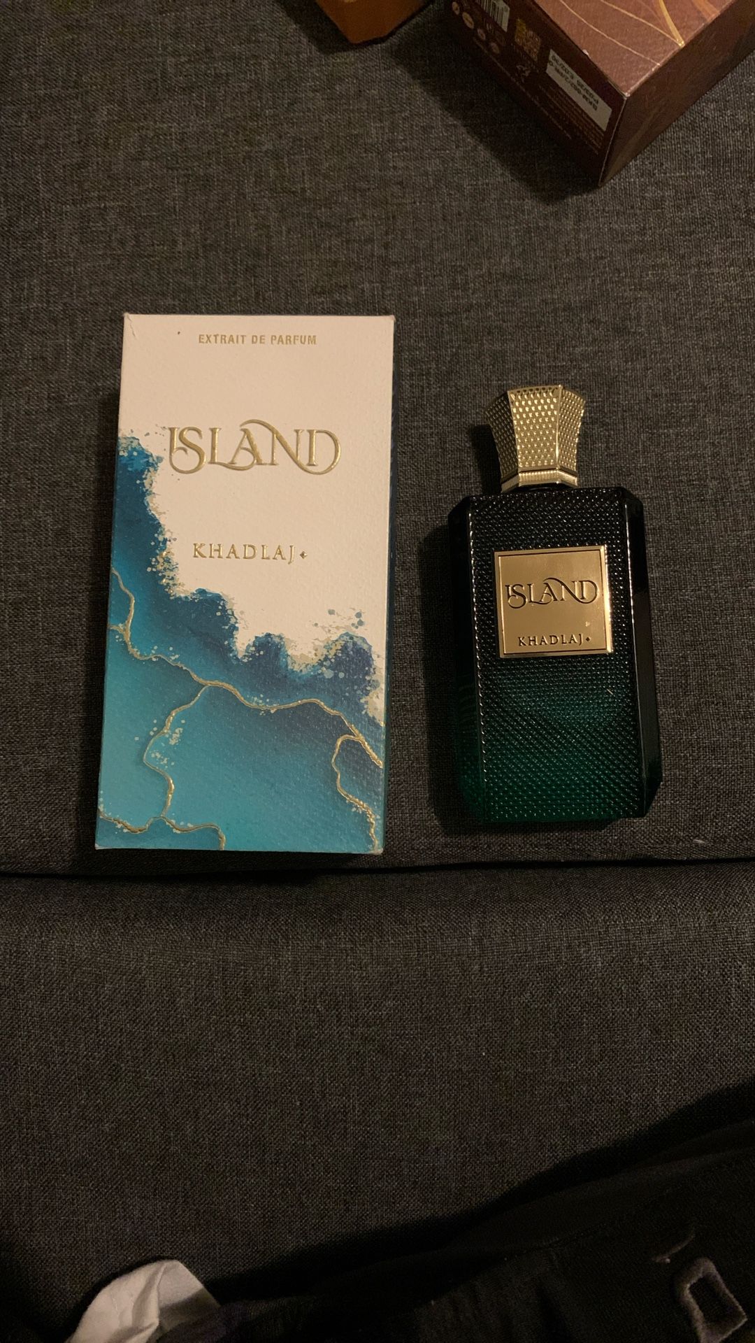KHADLAJ Island men’s cologne