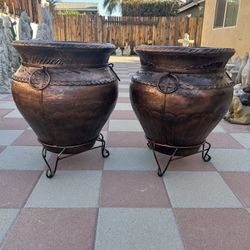 New Flower Pots Made out Of Clay 