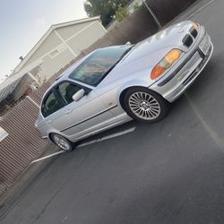 2001 BMW 330i