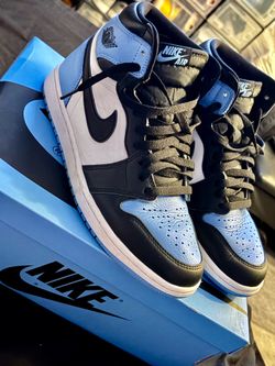 UNC Jordan 1s