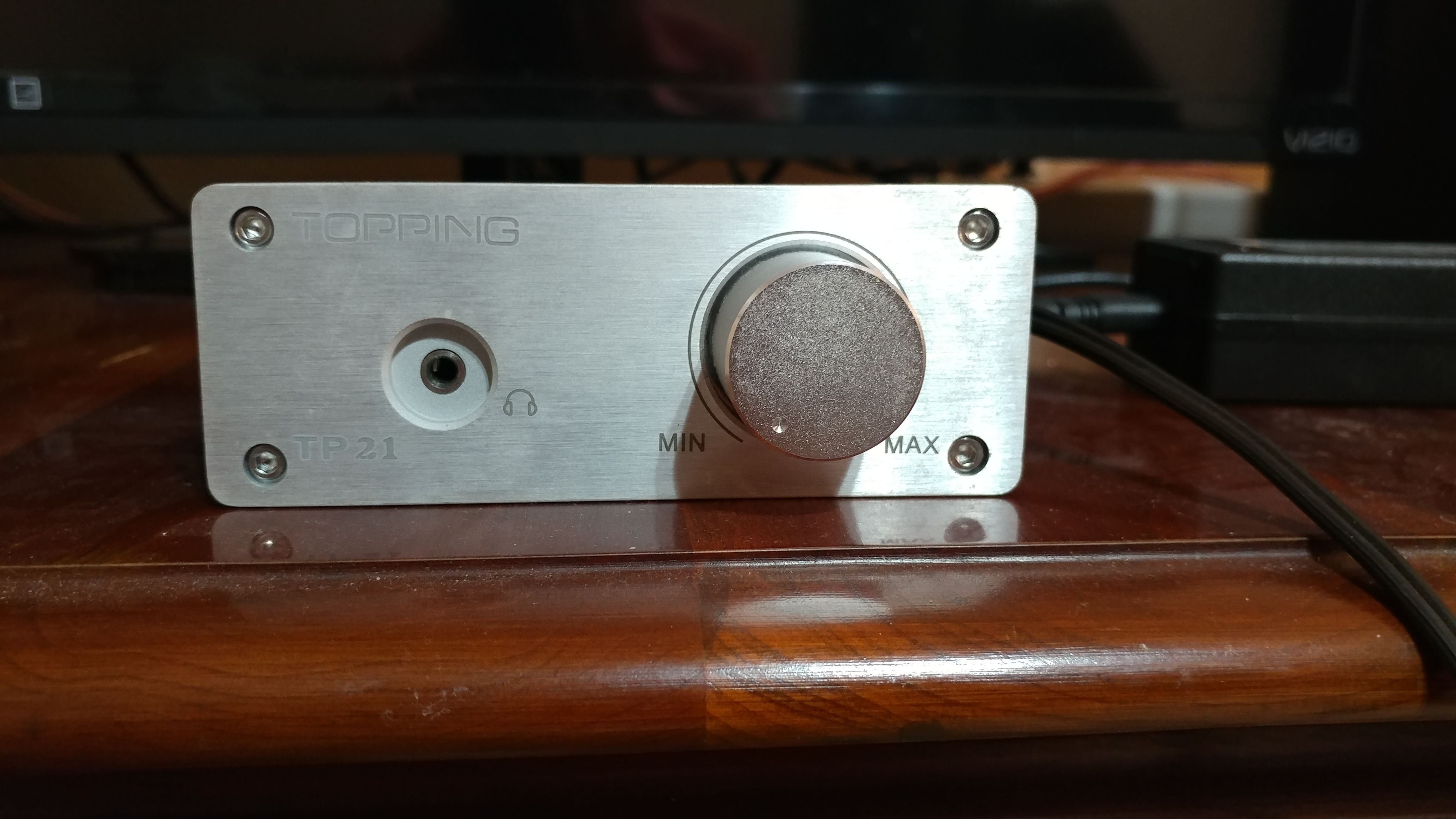 Topping TP21 T-amp headphone and speaker amplifier