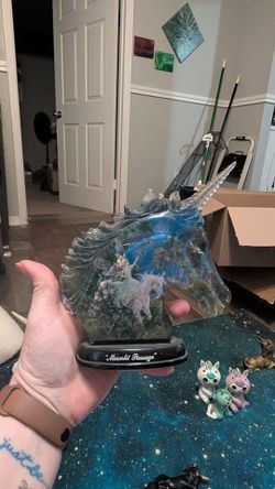 Unicorn bust